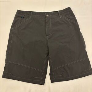 Kuhl Renegade Cargo Short Utility Sz 40